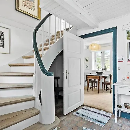 1550-aakirkeby-trommerebakken-12 * Vester Somarken
